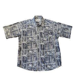 Columbia Short Sleeved Sea Bass/Fish Motif Cotton Button Front Shirt, Sz. Lg.
